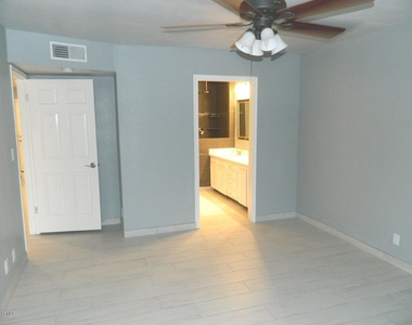 5424 S Clambake Bay Court - Photo Thumbnail 8