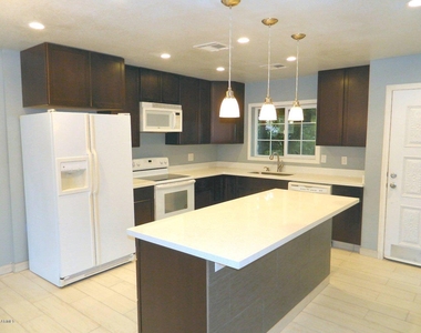 5424 S Clambake Bay Court - Photo Thumbnail 2