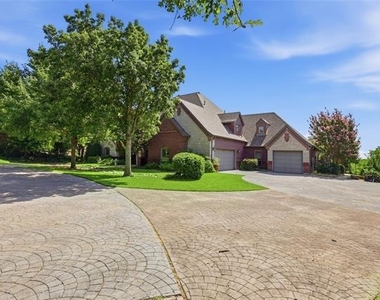 1453 Whitley Road - Photo Thumbnail 3