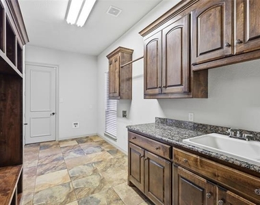 1453 Whitley Road - Photo Thumbnail 21