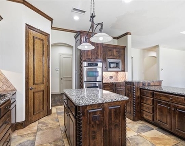 1453 Whitley Road - Photo Thumbnail 14