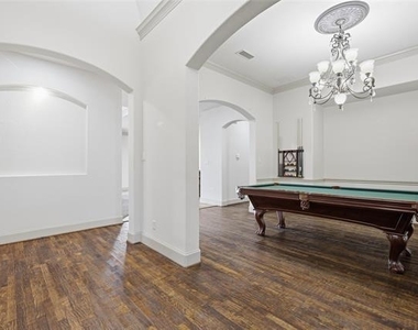 1453 Whitley Road - Photo Thumbnail 7