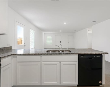7109 Gray Wolf Lane - Photo Thumbnail 5
