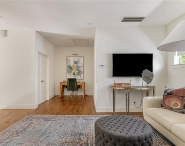 9831 Lakemont Drive - Photo Thumbnail 24