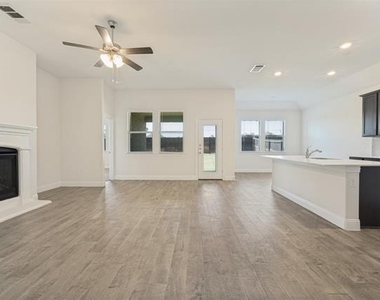 11000 Ranchera Drive - Photo Thumbnail 7