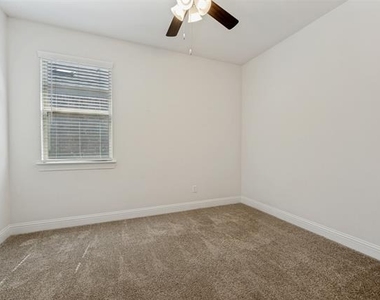 11000 Ranchera Drive - Photo Thumbnail 16