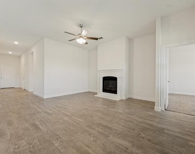 11000 Ranchera Drive - Photo Thumbnail 6