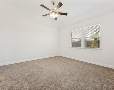 11000 Ranchera Drive - Photo Thumbnail 17