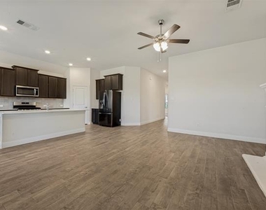11000 Ranchera Drive - Photo Thumbnail 9