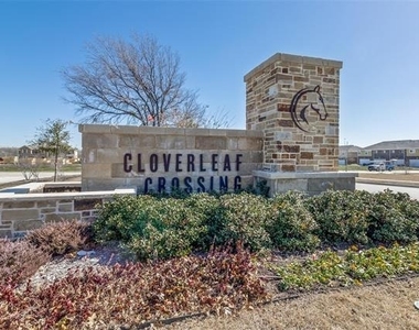 2921 Mare Drive - Photo Thumbnail 24