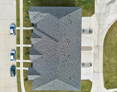 2921 Mare Drive - Photo Thumbnail 31