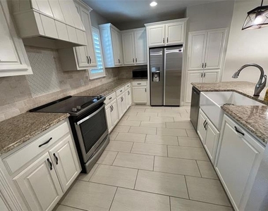 319 Tinker Trail - Photo Thumbnail 7