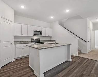 1803 Chapel Hill Road - Photo Thumbnail 2