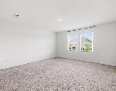 1803 Chapel Hill Road - Photo Thumbnail 4