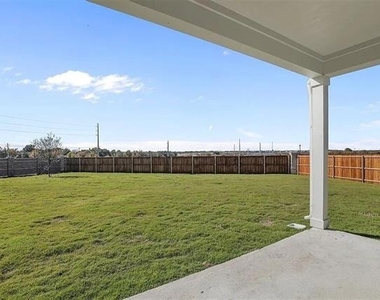 1803 Chapel Hill Road - Photo Thumbnail 16