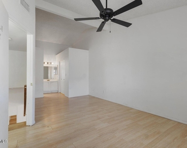 625 S Westwood Street - Photo Thumbnail 18