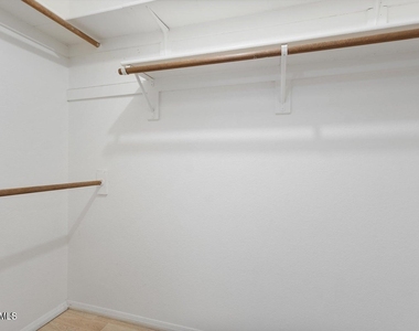 625 S Westwood Street - Photo Thumbnail 20