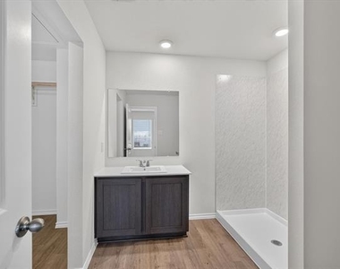 1128 Southfield Drive - Photo Thumbnail 15