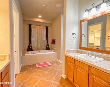 9443 E Ironwood Bend - Photo Thumbnail 23