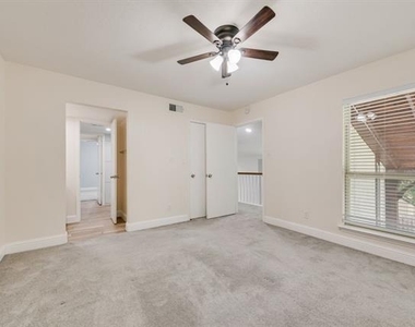 219 W Rochelle Road - Photo Thumbnail 20