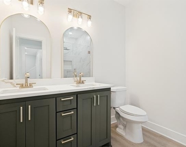 8009 Doreen Avenue - Photo Thumbnail 8