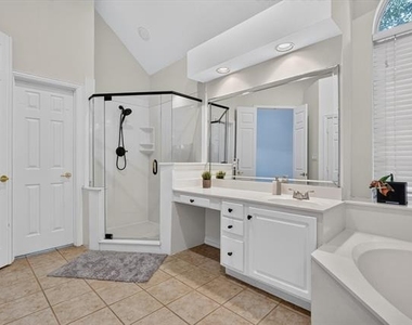 4730 Hampshire Drive - Photo Thumbnail 17