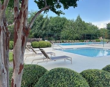 4730 Hampshire Drive - Photo Thumbnail 31