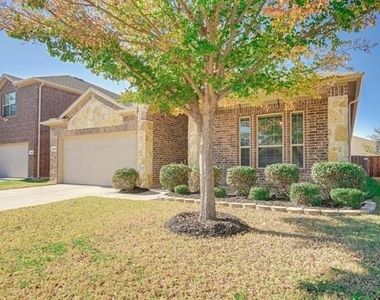940 Lancashire Lane - Photo Thumbnail 1