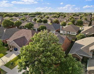 9620 Straightaway Drive - Photo Thumbnail 26