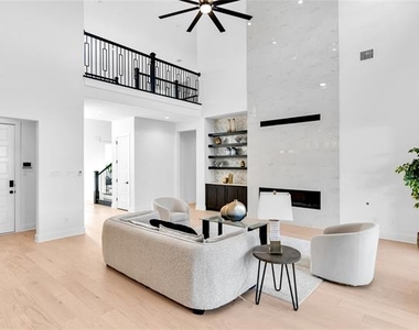 10437 Milkweed Court - Photo Thumbnail 13
