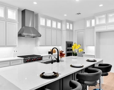 10437 Milkweed Court - Photo Thumbnail 7