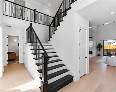 10437 Milkweed Court - Photo Thumbnail 4