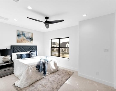 10437 Milkweed Court - Photo Thumbnail 23