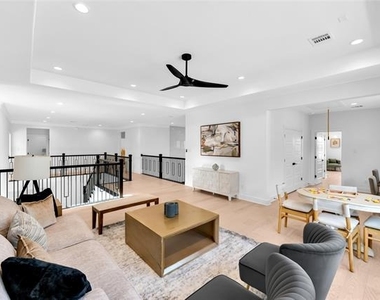 10437 Milkweed Court - Photo Thumbnail 16