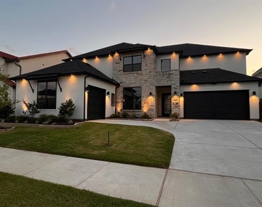 10437 Milkweed Court - Photo Thumbnail 2