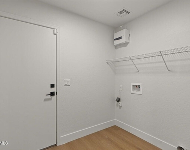 2289 W Hayden Peak Drive - Photo Thumbnail 30