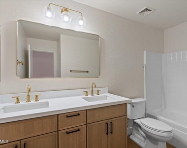 2289 W Hayden Peak Drive - Photo Thumbnail 28