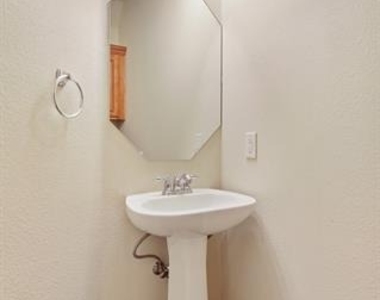 8920 Soldiers Home Lane - Photo Thumbnail 12