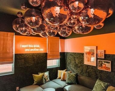 4402 Capitol Avenue - Photo Thumbnail 8