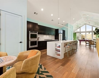 4402 Capitol Avenue - Photo Thumbnail 25