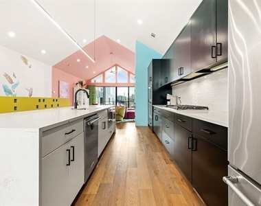 4402 Capitol Avenue - Photo Thumbnail 27