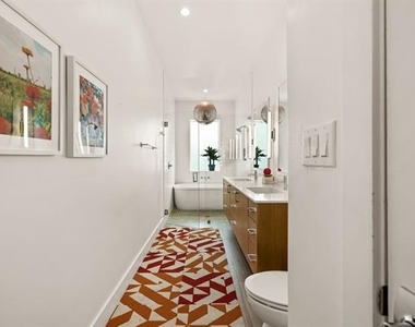 4402 Capitol Avenue - Photo Thumbnail 15