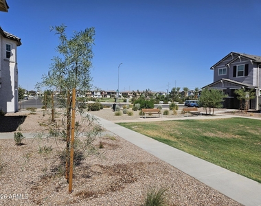 3353 S Primrose Avenue - Photo Thumbnail 28