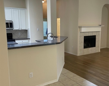716 Mistymoor Lane - Photo Thumbnail 39