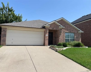 716 Mistymoor Lane - Photo Thumbnail 33