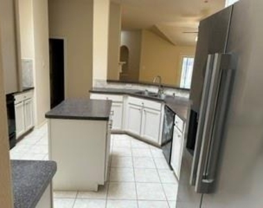716 Mistymoor Lane - Photo Thumbnail 30