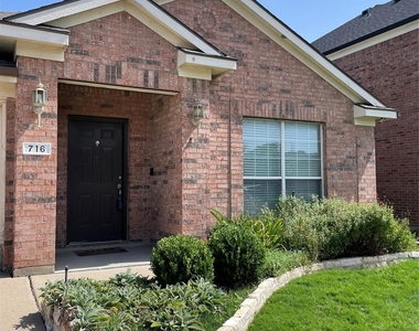 716 Mistymoor Lane - Photo Thumbnail 36