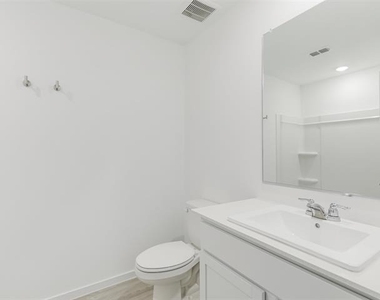 6744 Teal Circle - Photo Thumbnail 6