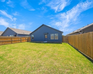 6744 Teal Circle - Photo Thumbnail 24