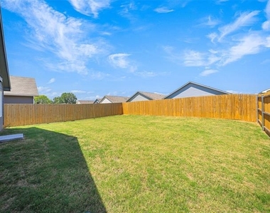6744 Teal Circle - Photo Thumbnail 22